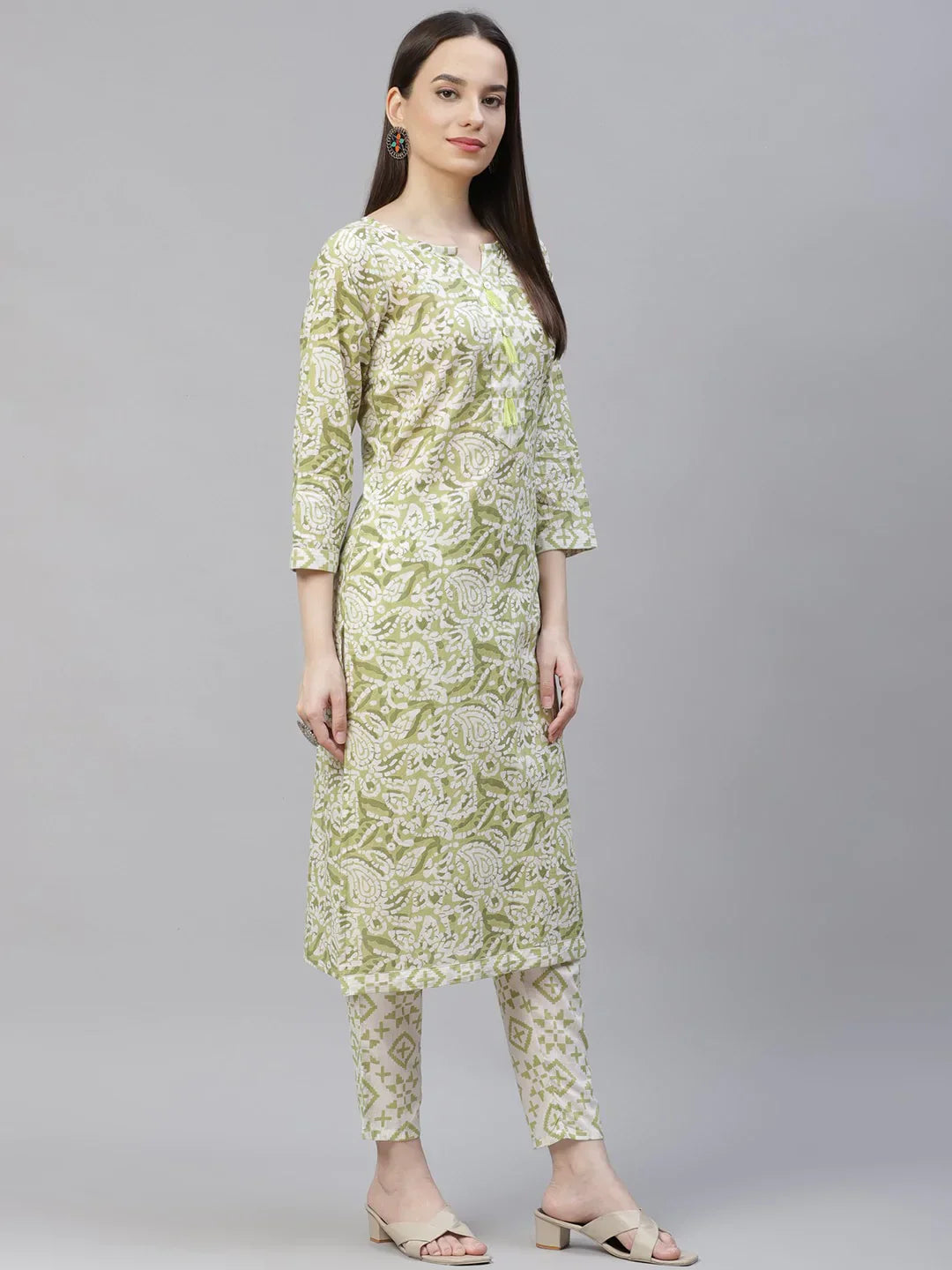 Jompers Women's Green Ethnic Motifs Printed Pure Cotton Kurta with Trousers & Dupatta