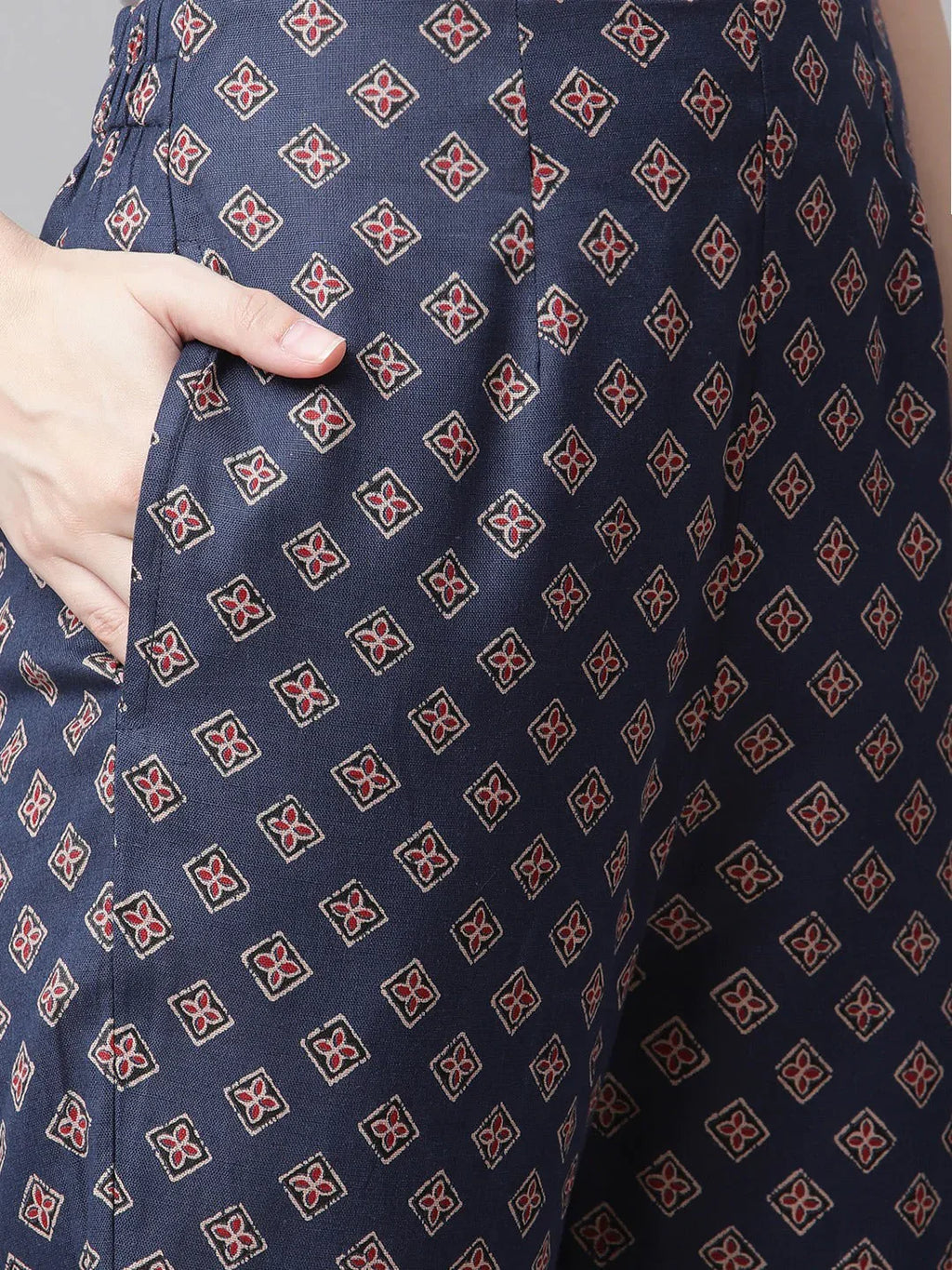 Jompers Women's Blue & Maroon Printed Regular Pure Cotton Kurta with Trousers & With Dupatta