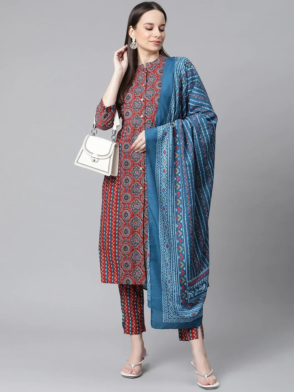 Jompers Women's Maroon & Blue Printed Regular Pure Cotton Kurta with Trousers & With Dupatta