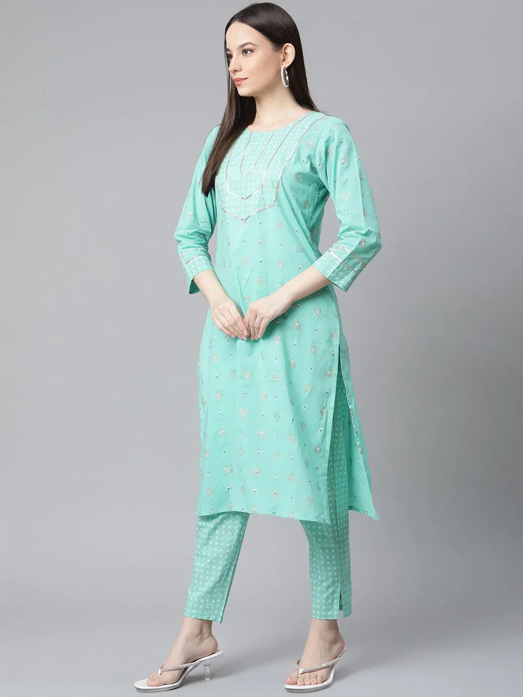 Jompers Women's Green Floral Printed Regular Pure Cotton Kurta with Trousers & With Dupatta