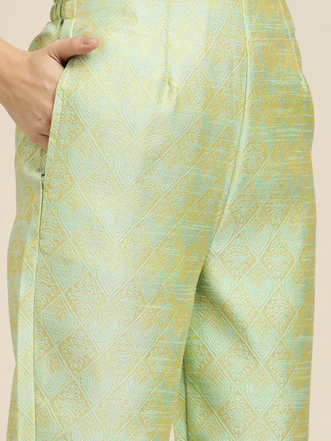 Jompers Women's Green Jacquard Woven Design Straight Kurta Trousers & Chikankari Dupatta