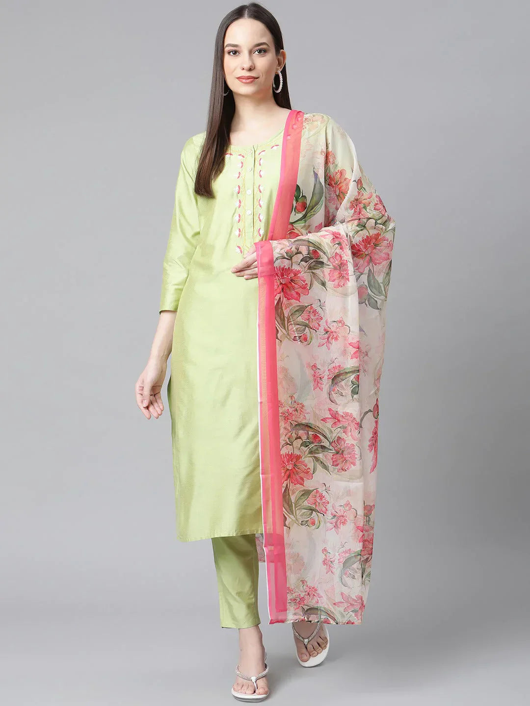 Jompers Women's Green Embroidered Regular Kurta with Trousers & With Dupatta