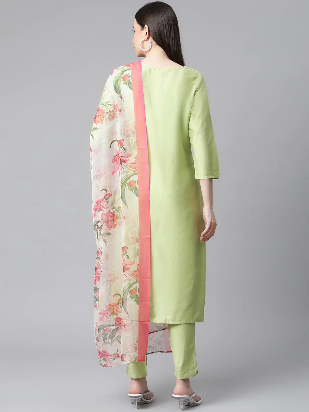Jompers Women's Green Embroidered Regular Kurta with Trousers & With Dupatta