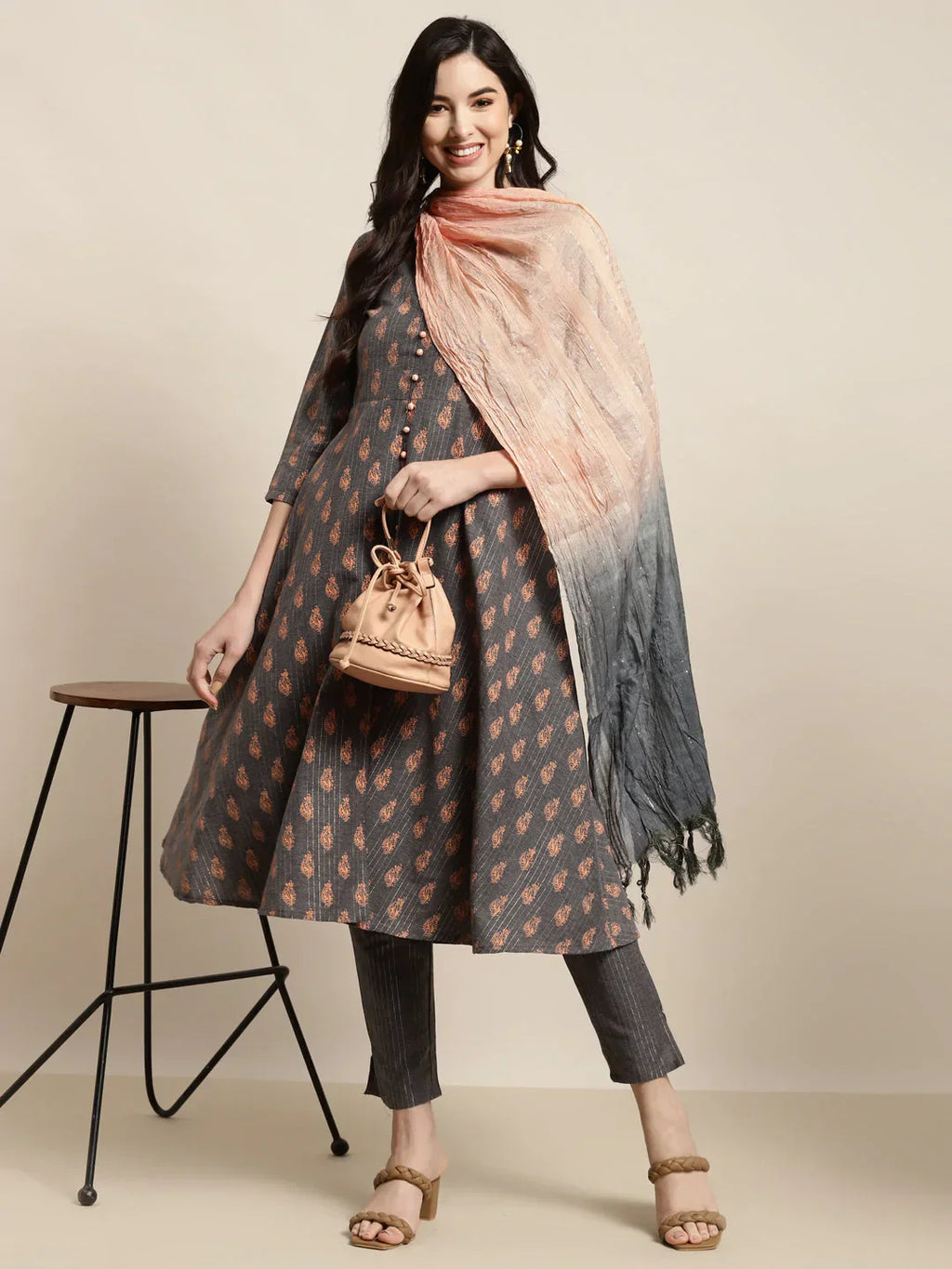Jompers Women's Printed Kurta with Trousers & With Dupatta - Grey