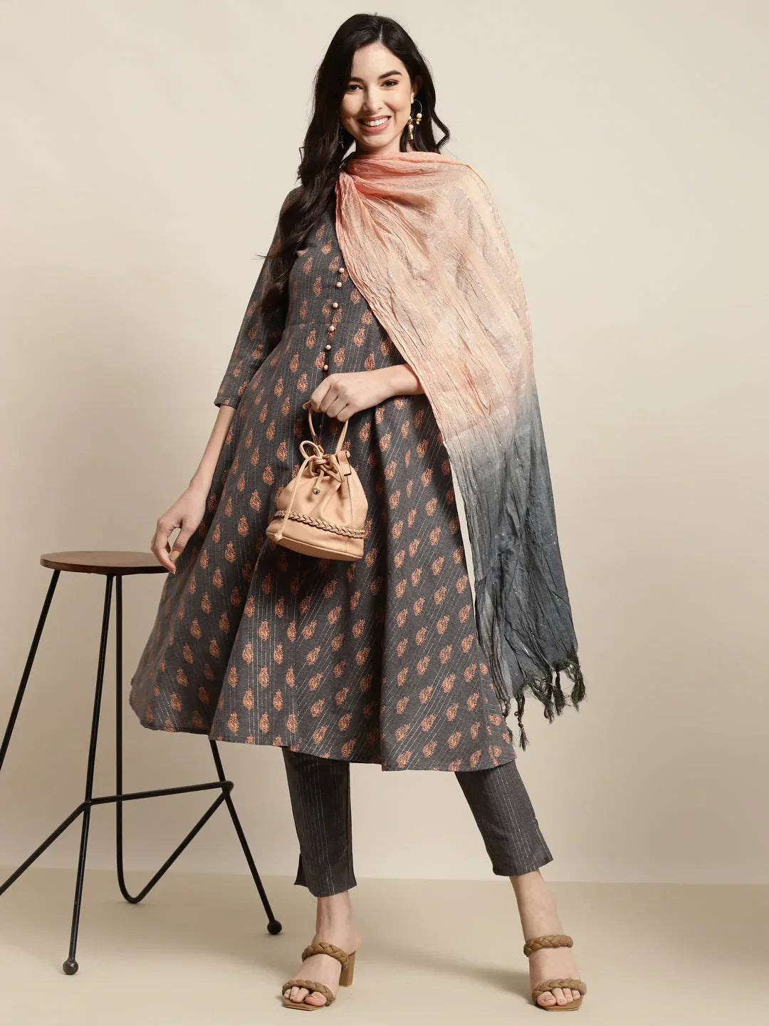 Jompers Women's Printed Kurta with Trousers & With Dupatta - Grey