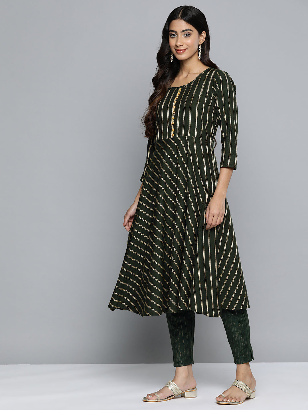 Jompers Women's Olive Green Embroidered Regular Kurta with Trousers & With Dupatta