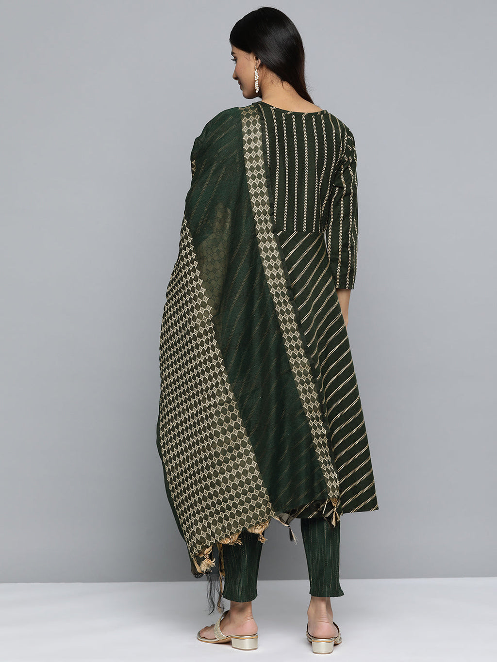Jompers Women's Olive Green Embroidered Regular Kurta with Trousers & With Dupatta