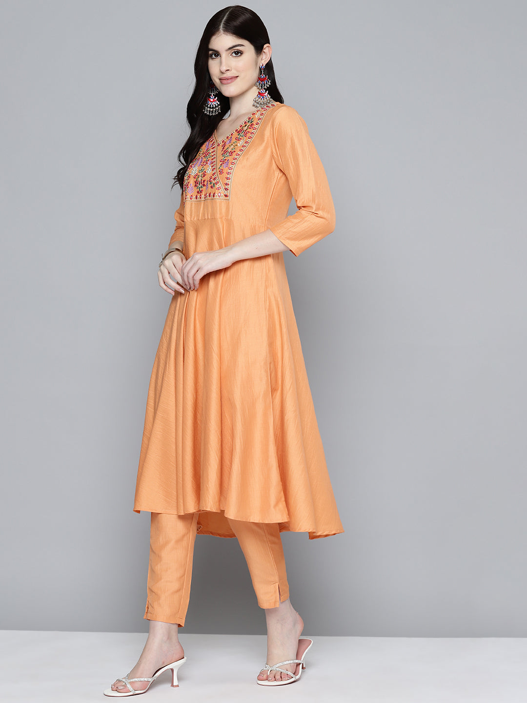 Jompers Women's Embroidered Thread Work Kurta & Trousers With Dupatta - Orange