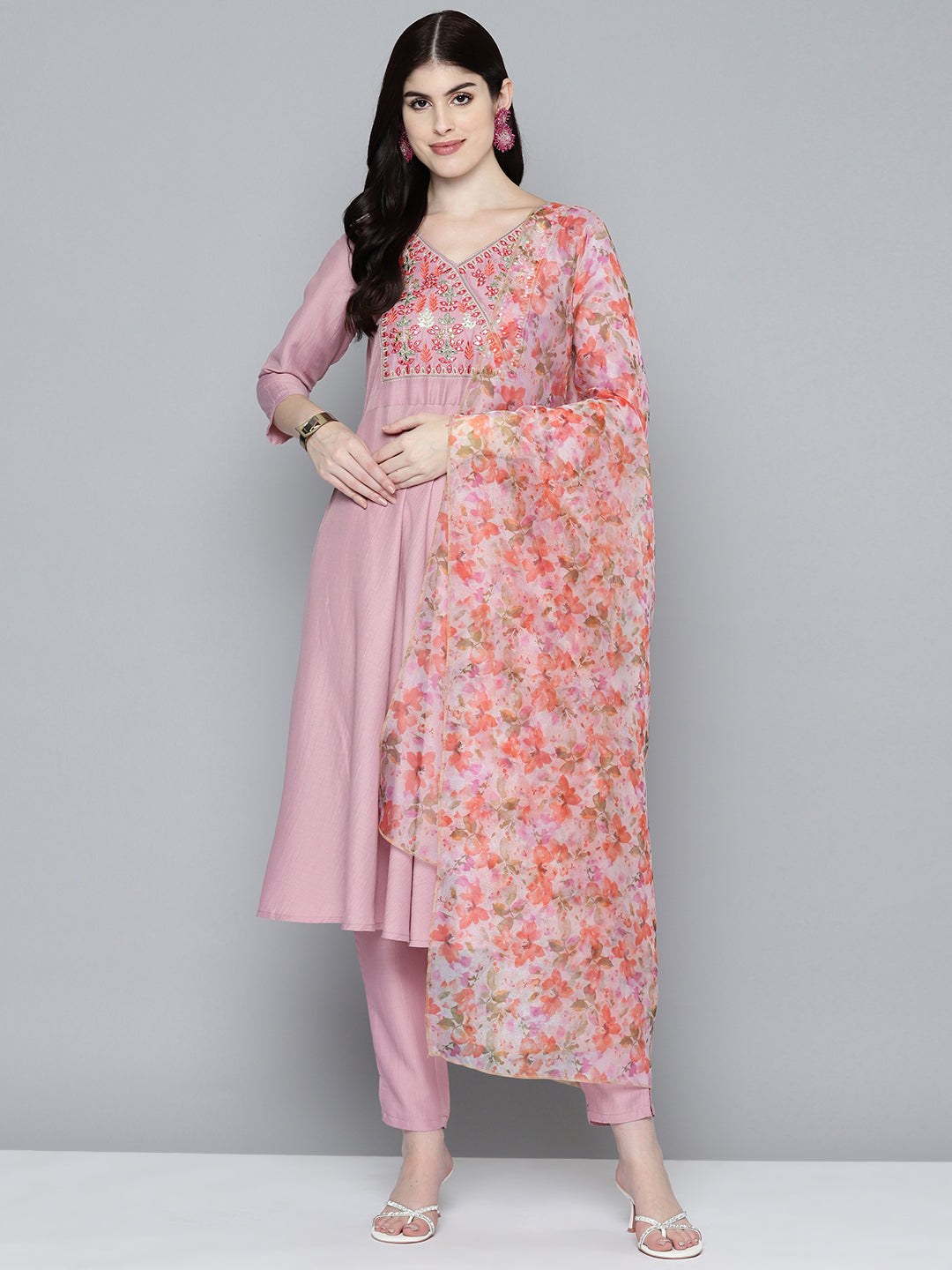 Jompers Women's Embroidered Thread Work Kurta & Trousers With Dupatta - Purple