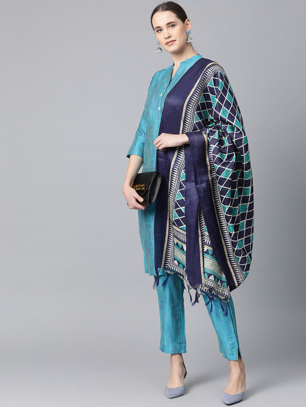 Jompers Women Blue & Green Self-Striped Kurta with Trousers & Dupatta
