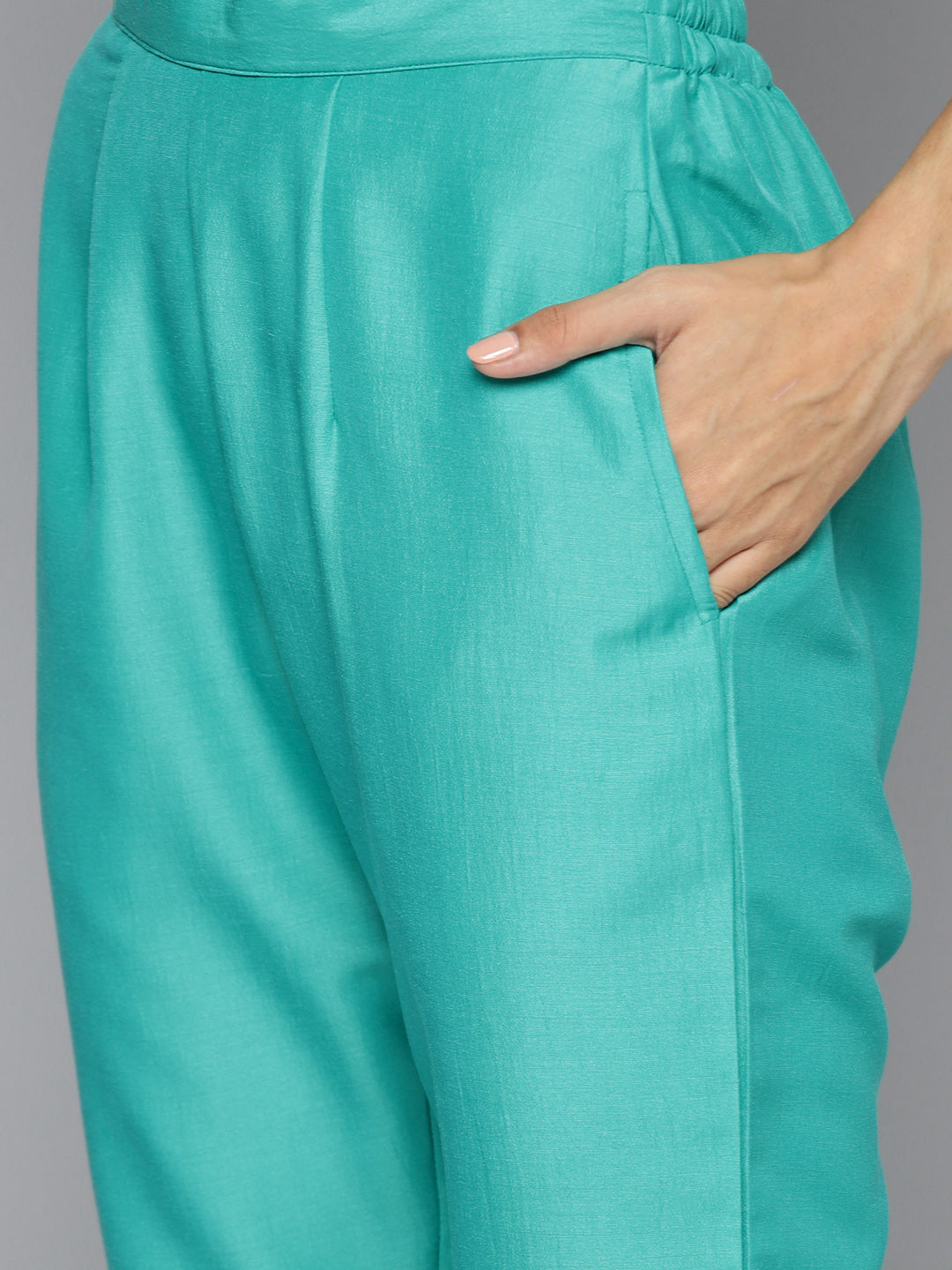Jompers Women's Embroidered Silk Flared kurta,pant with dupatta set - Green