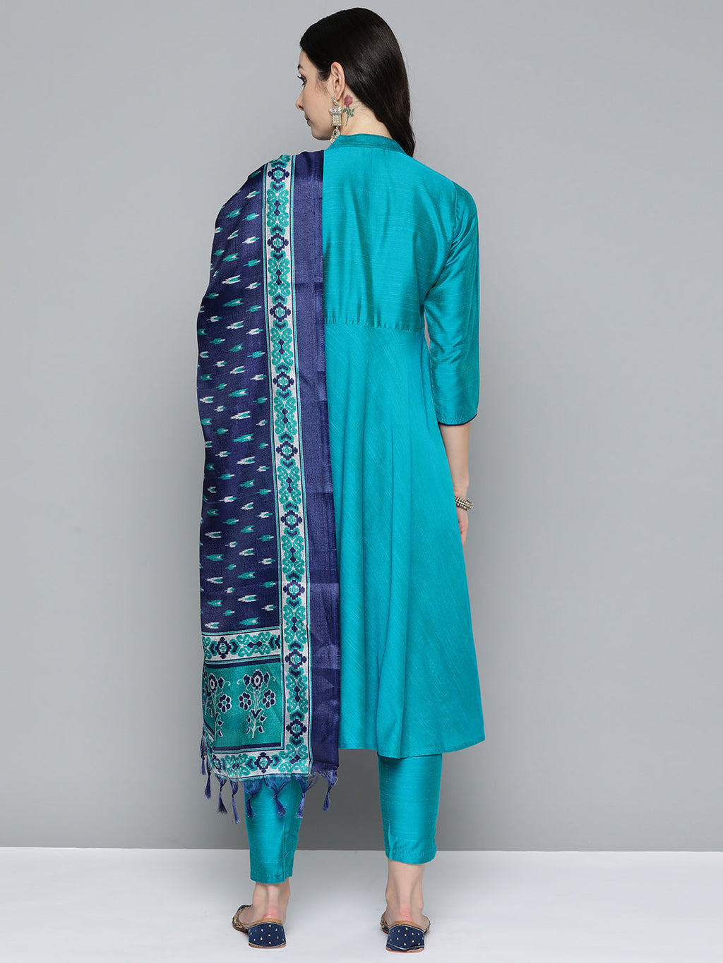 Jompers Women's Floral Embroidered Kurta with Trousers & With Dupatta - Blue