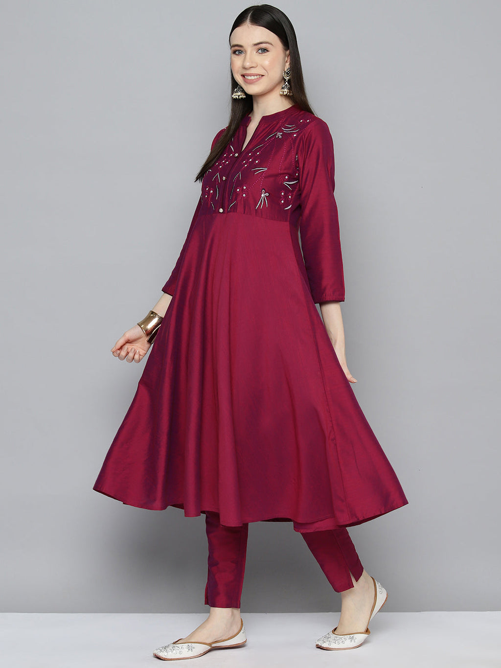Jompers Women's Embroidered Cotton Silk Flared kurta,pant with dupatta set - Pink
