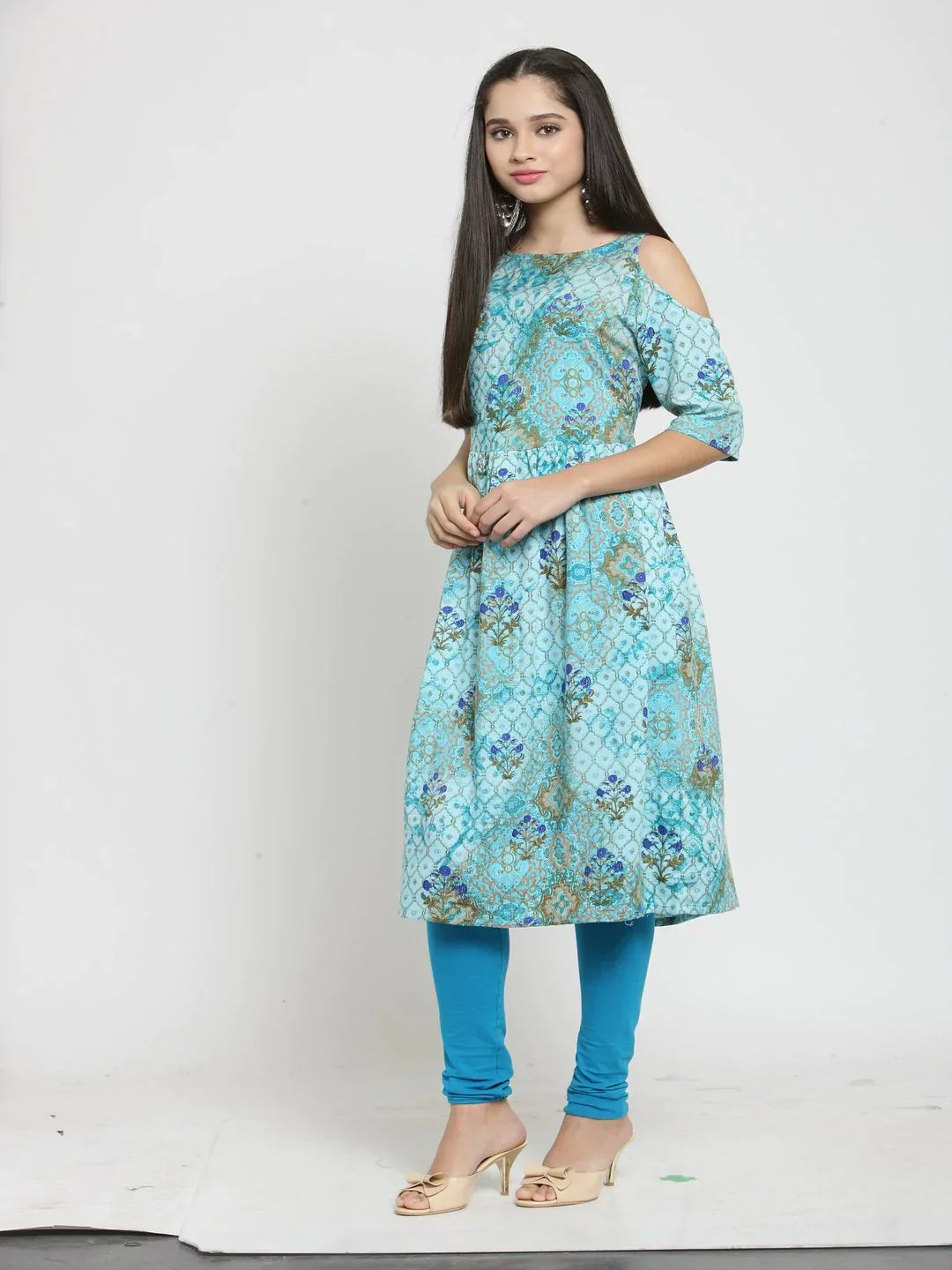 Jompers Women's Blue Printed A-Line Kurta