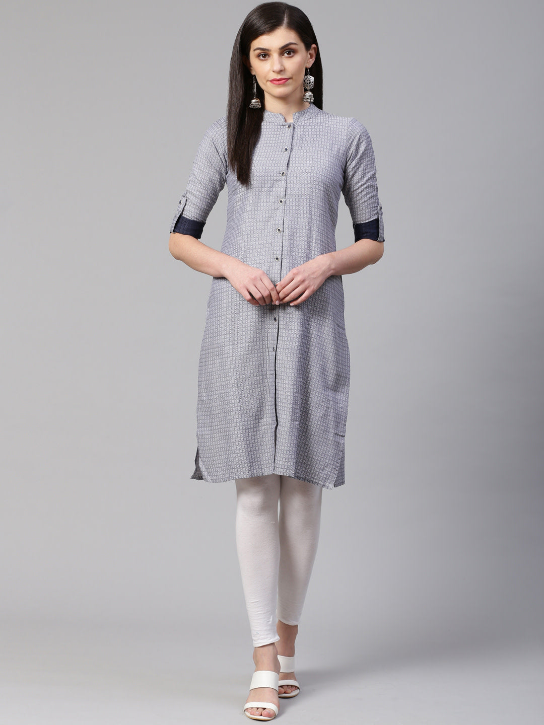 Jompers Women Grey & Blue Jacquard Woven Design Straight Kurta