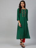 Jompers Women Green & Peach-Coloured Yoke Embroidered Straight Kurta