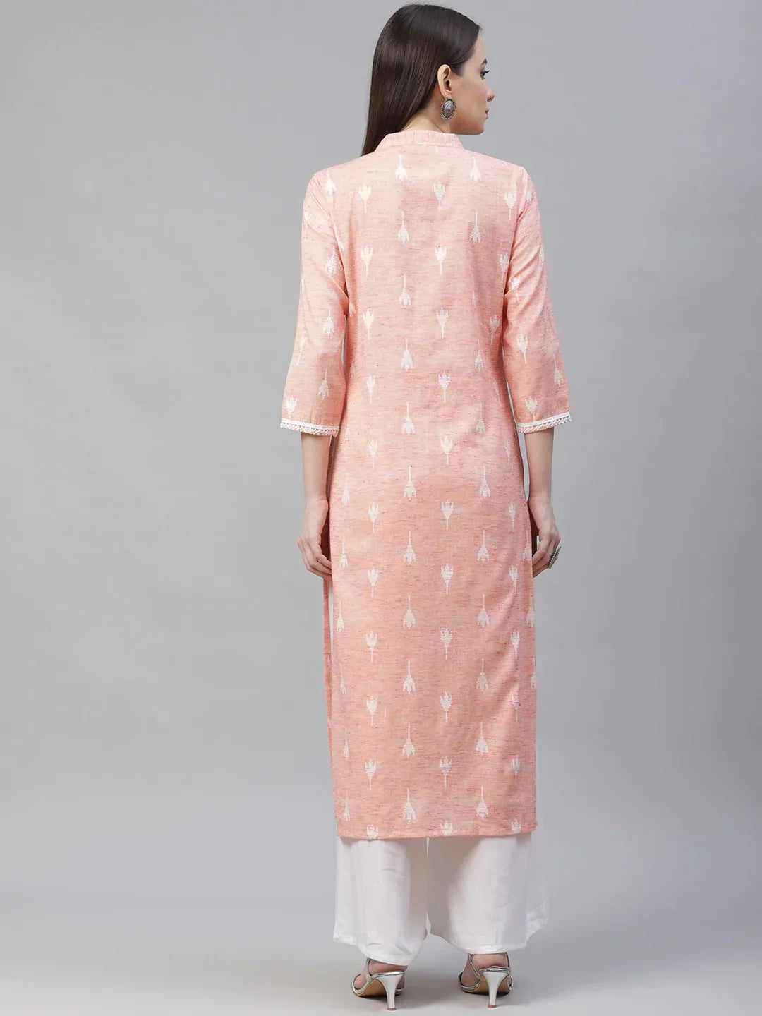 Jompers Women's Pink Ethnic Motifs Ikat Kurta with lace work