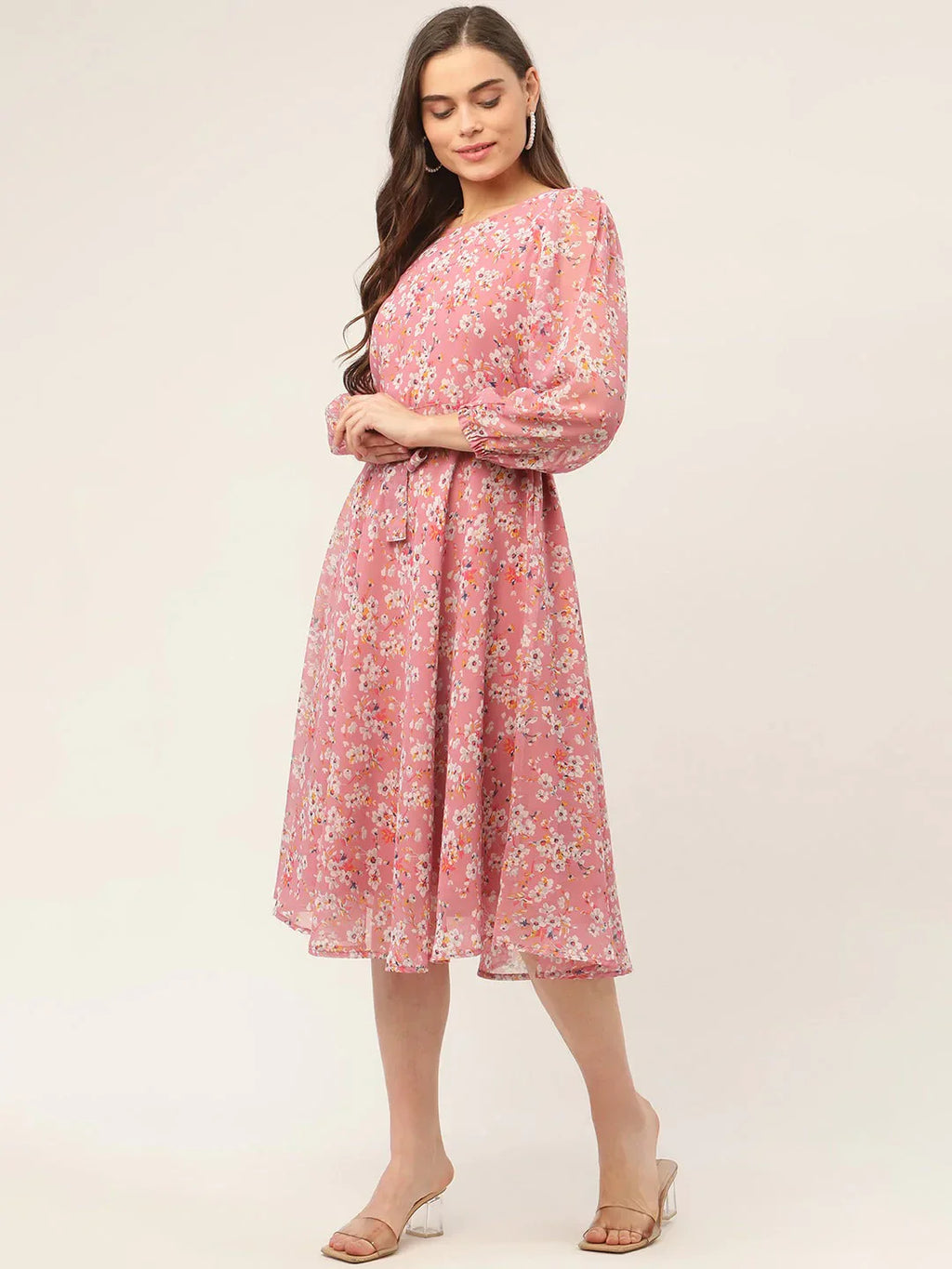 Jompers Women's Pink & White Georgette Floral Printed Kurta