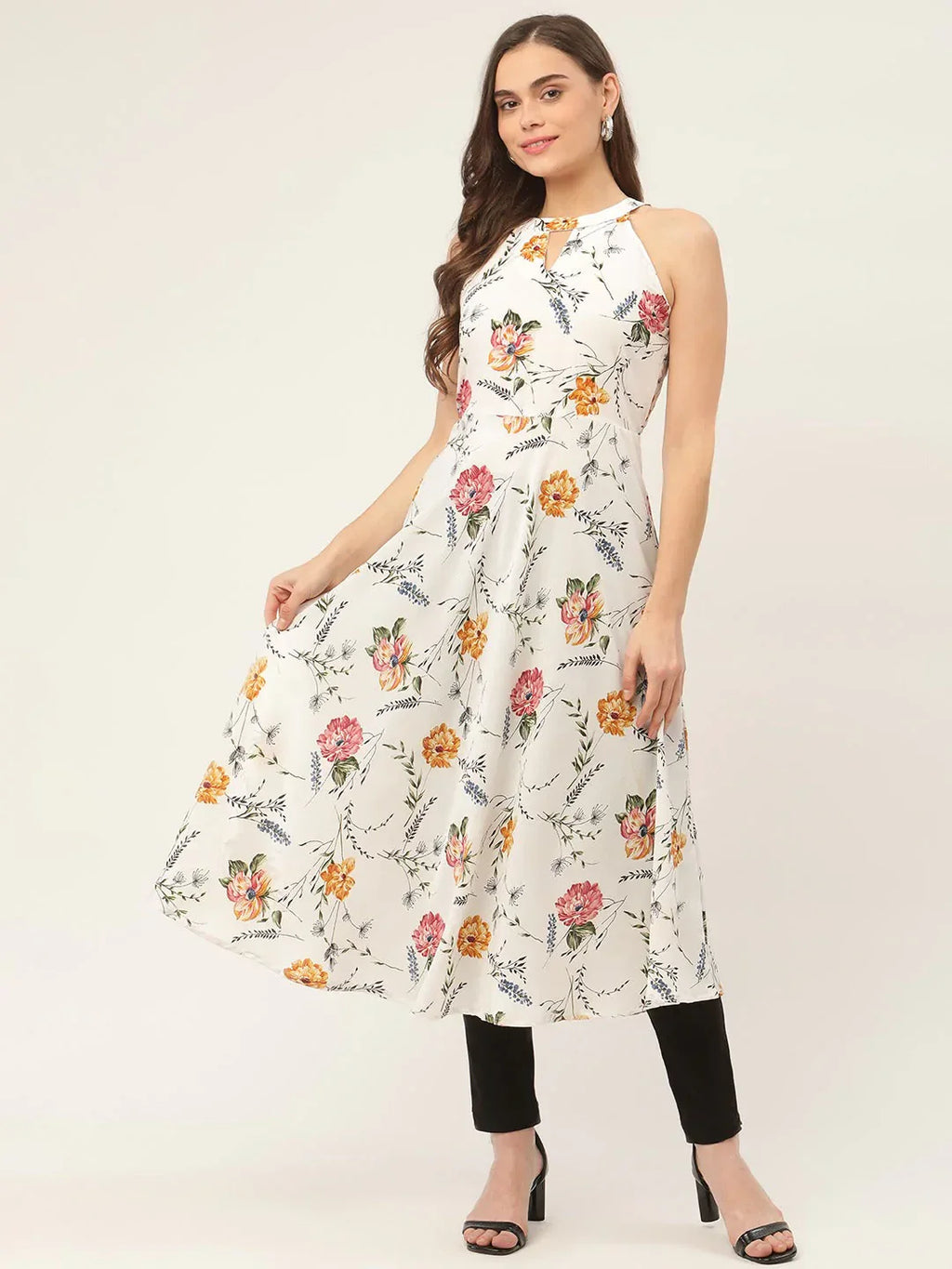 Jompers Women's White Floral Printed Anarkali Kurta