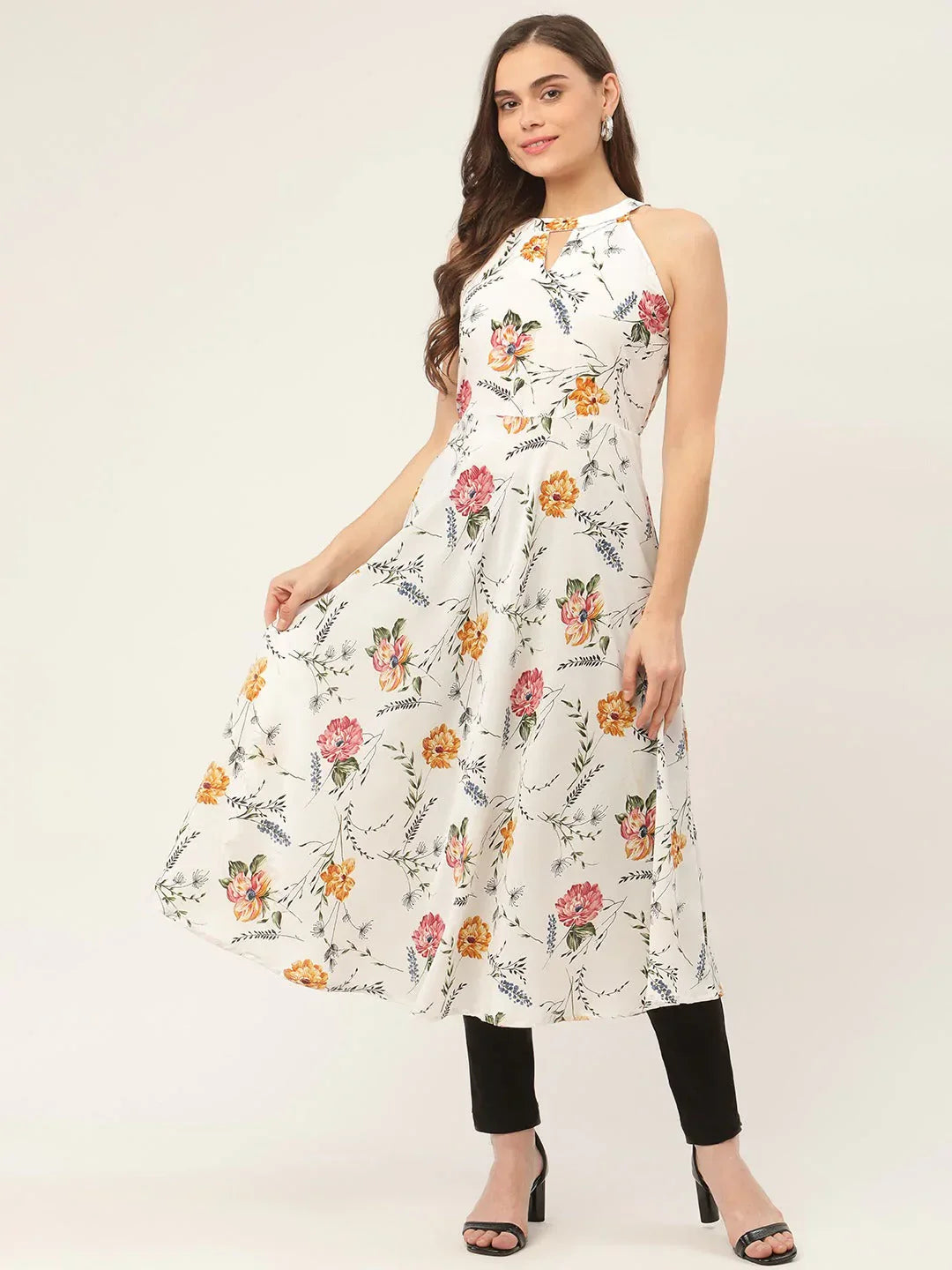 Jompers Women's White Floral Printed Anarkali Kurta
