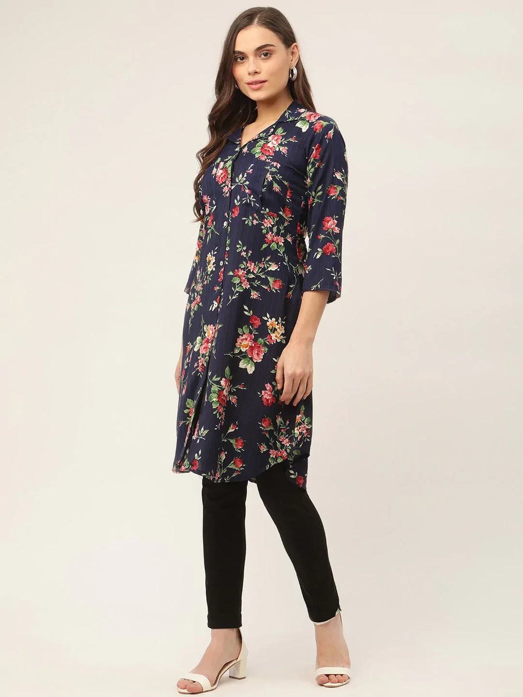 Jompers Women's Blue Cotton Blend straight Kurta