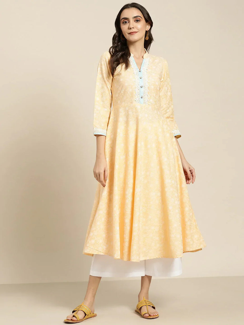 Jompers Women's Yellow & White Ethnic Motifs Printed Lace Detail Anarkali Kurta