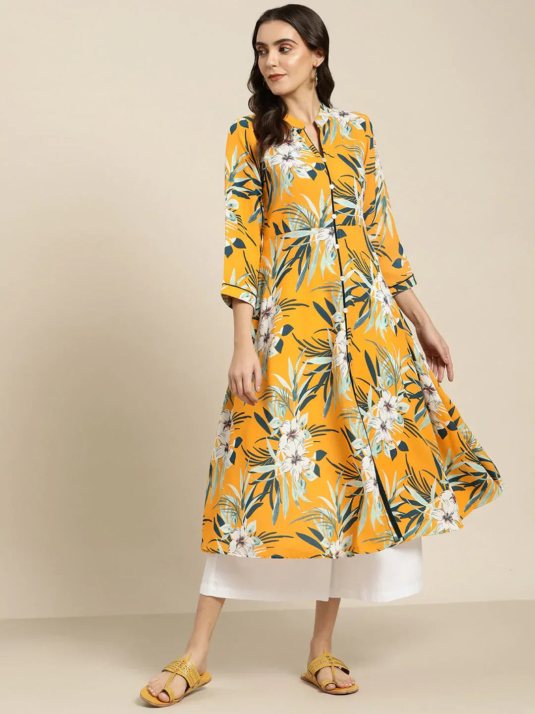 Jompers Women's Yellow & Teal Blue Floral Printed Floral Georgette Anarkali Kurta
