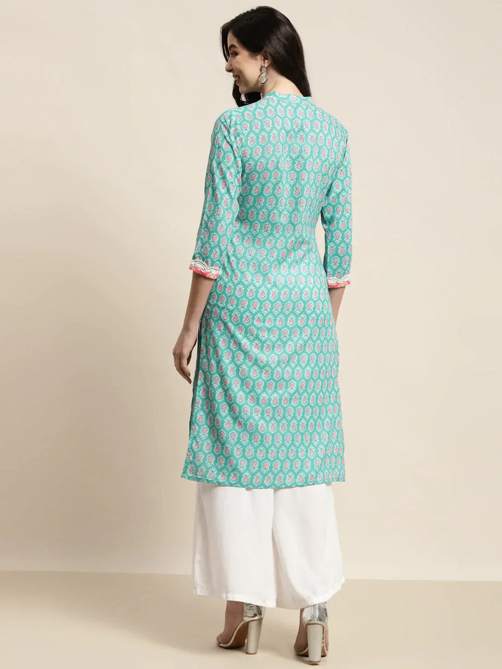 Jompers Women's Ethnic Motifs Thread Work Kurta - Blue