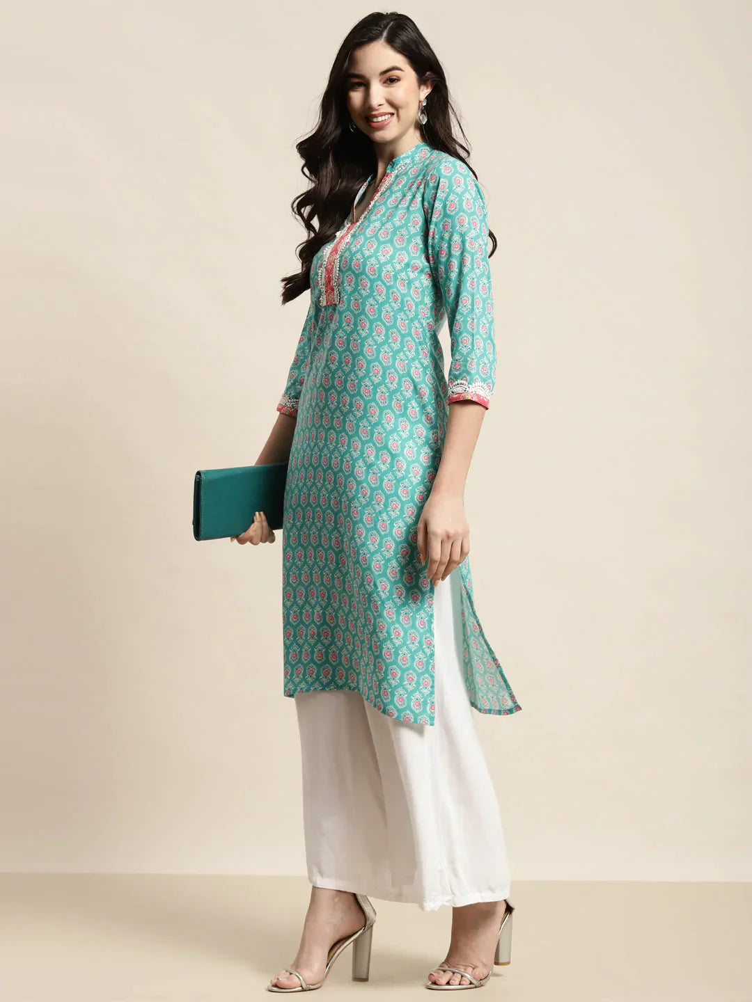 Jompers Women's Ethnic Motifs Thread Work Kurta - Blue