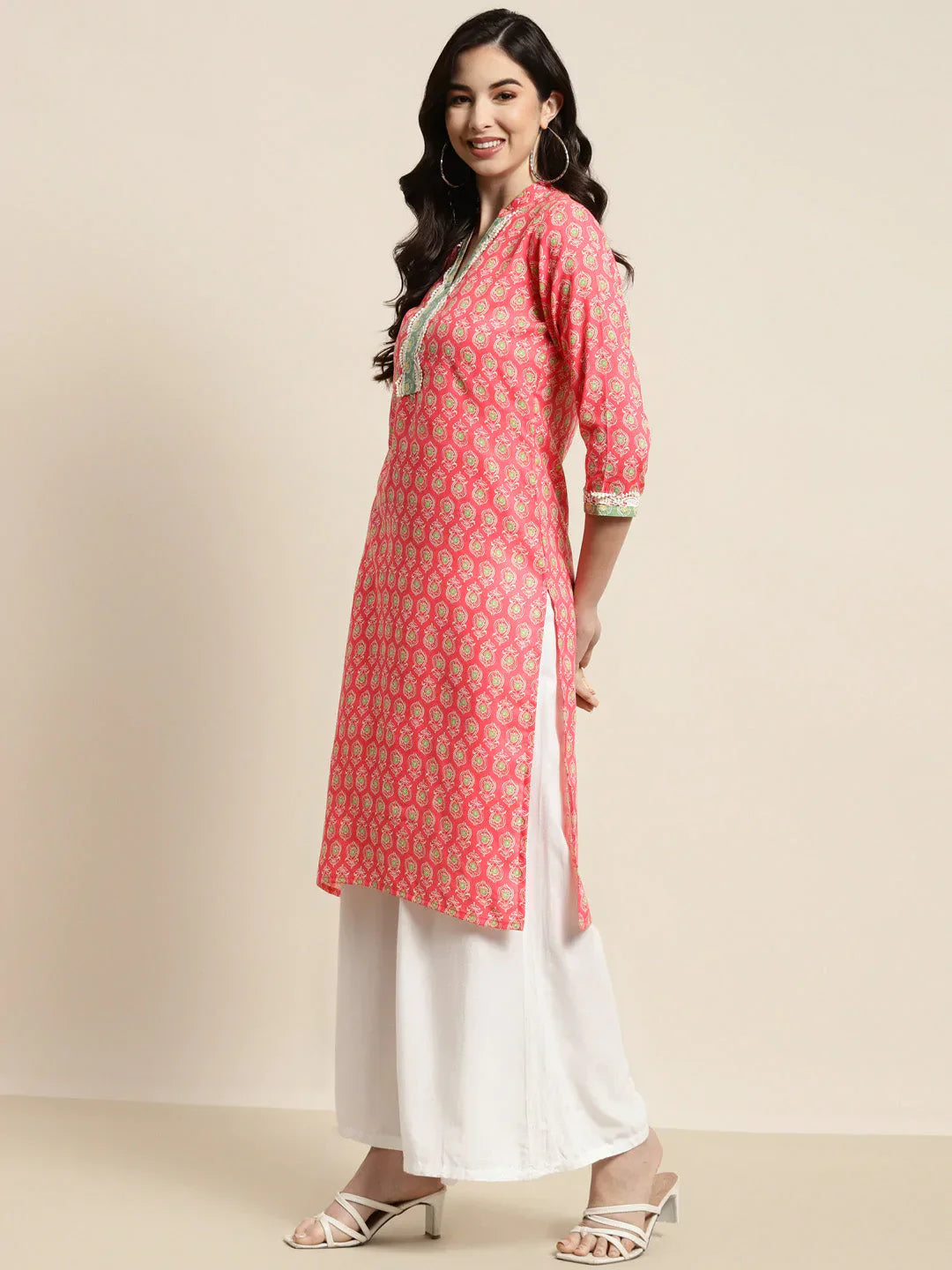 Jompers Women's Ethnic Motifs Thread Work Kurta - Pink