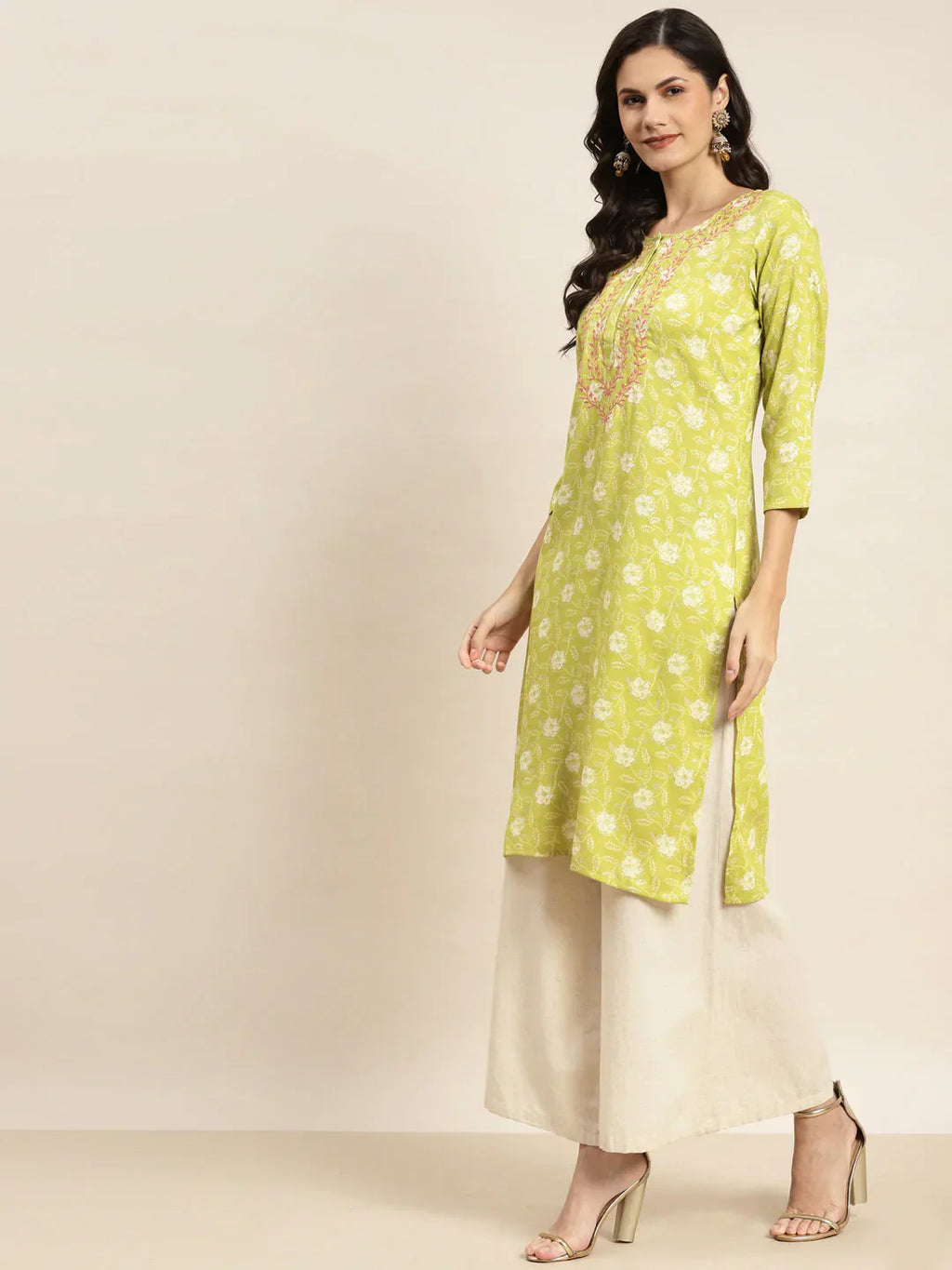Jompers Women's Floral Printed Embroidered Detail Kurta - Green