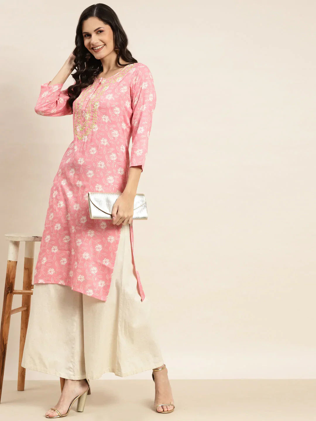 Jompers Women's Floral Printed Embroidered Detail Kurta - Pink