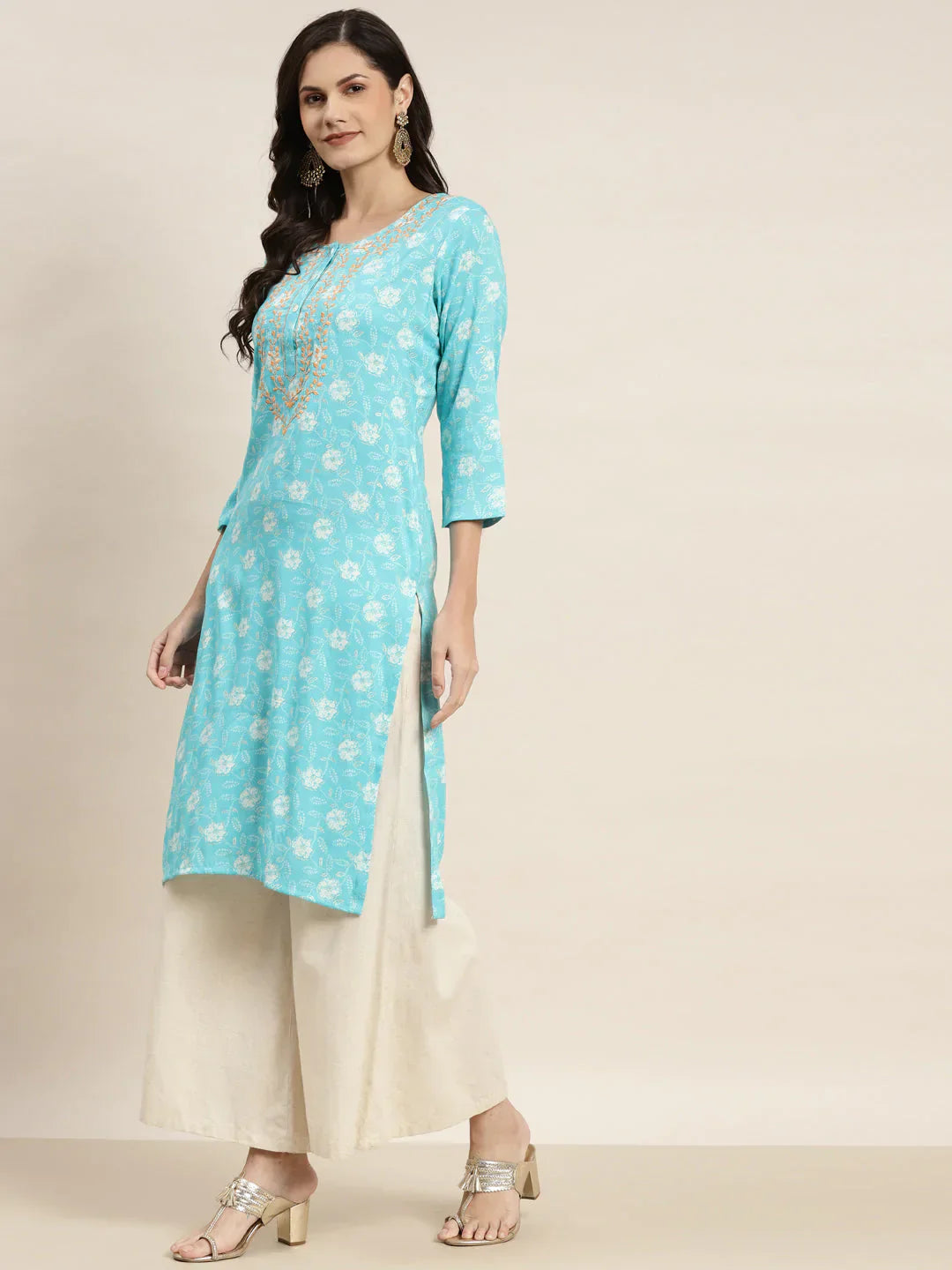 Jompers Women's Floral Printed Embroidered Detail Kurta - Sky Blue