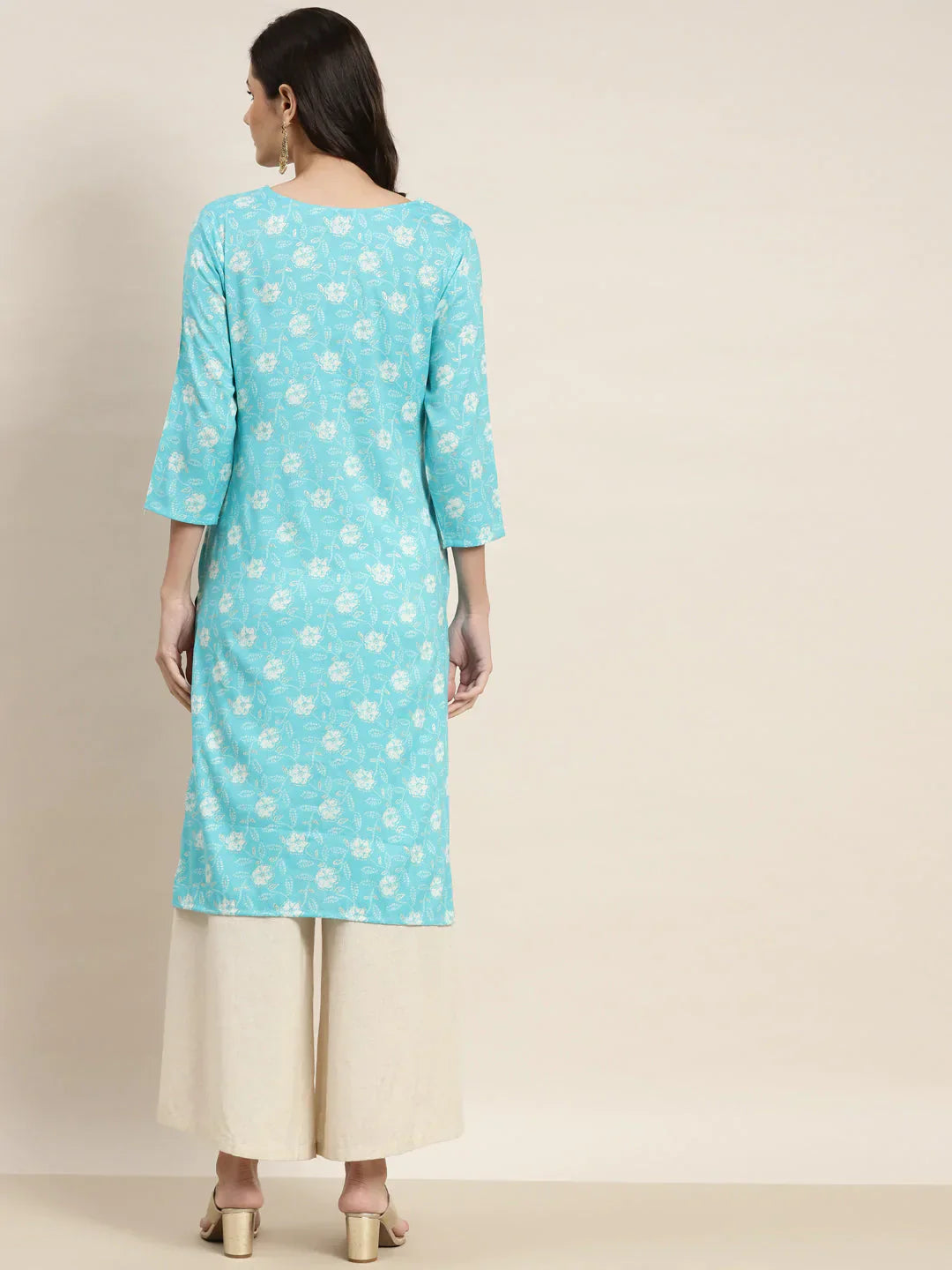 Jompers Women's Floral Printed Embroidered Detail Kurta - Sky Blue