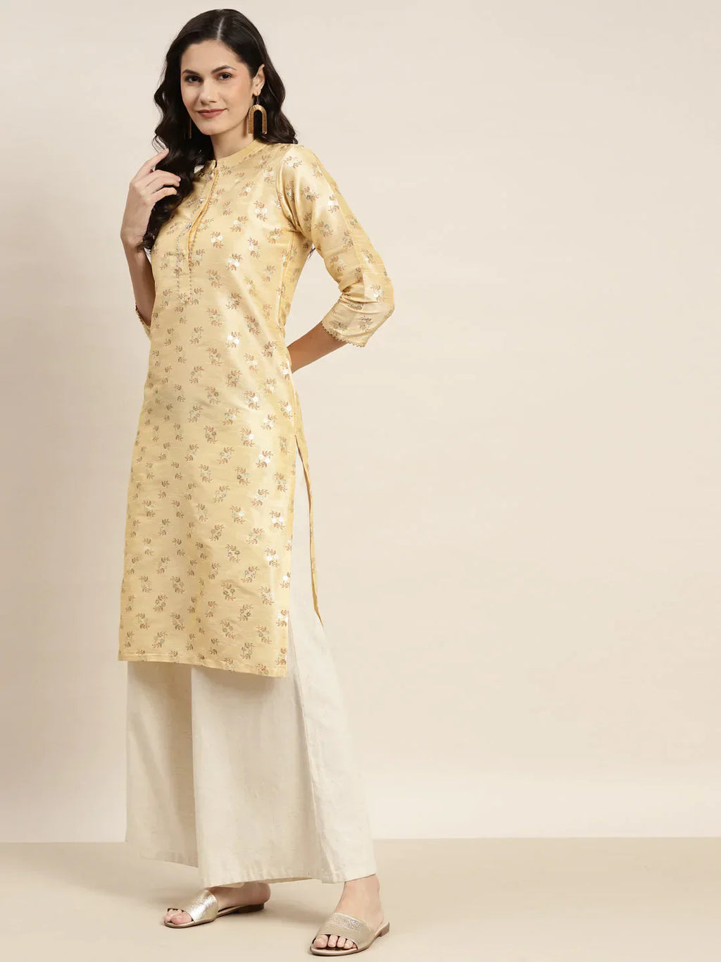 Jompers Women's Printed Gotta Patti Kurta - Cream