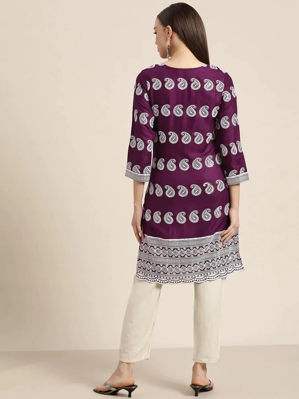 Jompers Women's Paisley Embroidered Sequinned Chikankari Kurta - Purple