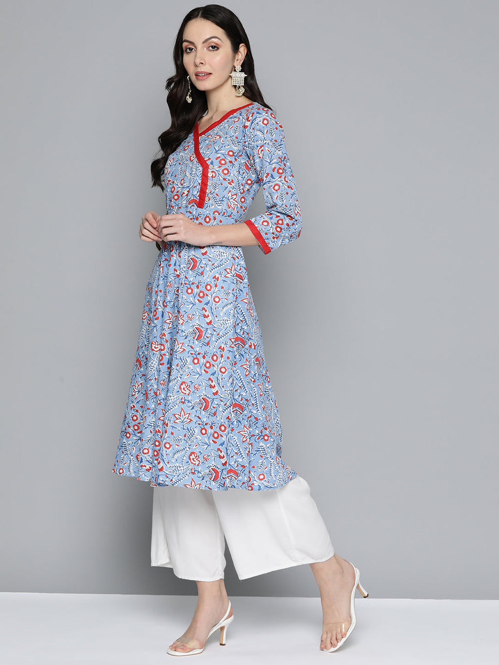 Jompers Women's Blue Floral Printed Anarkali Kurta
