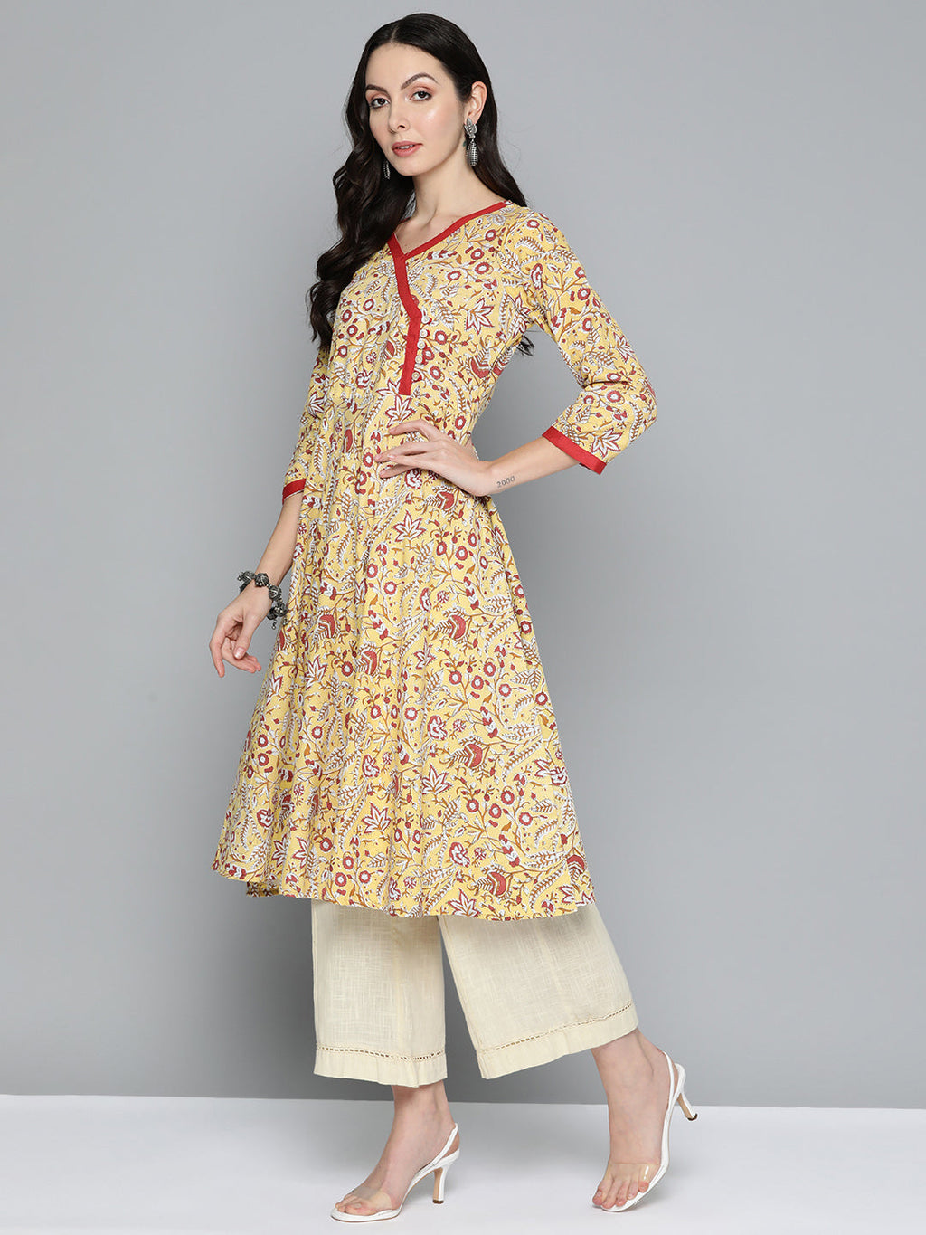 Jompers Women's Yellow Floral Printed Anarkali Kurta