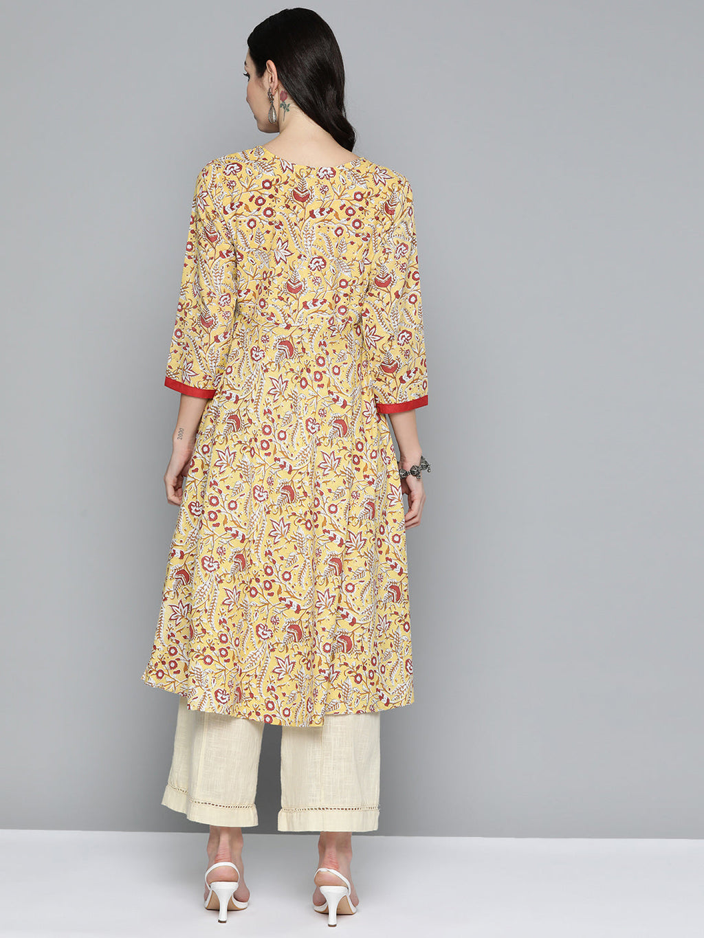 Jompers Women's Yellow Floral Printed Anarkali Kurta