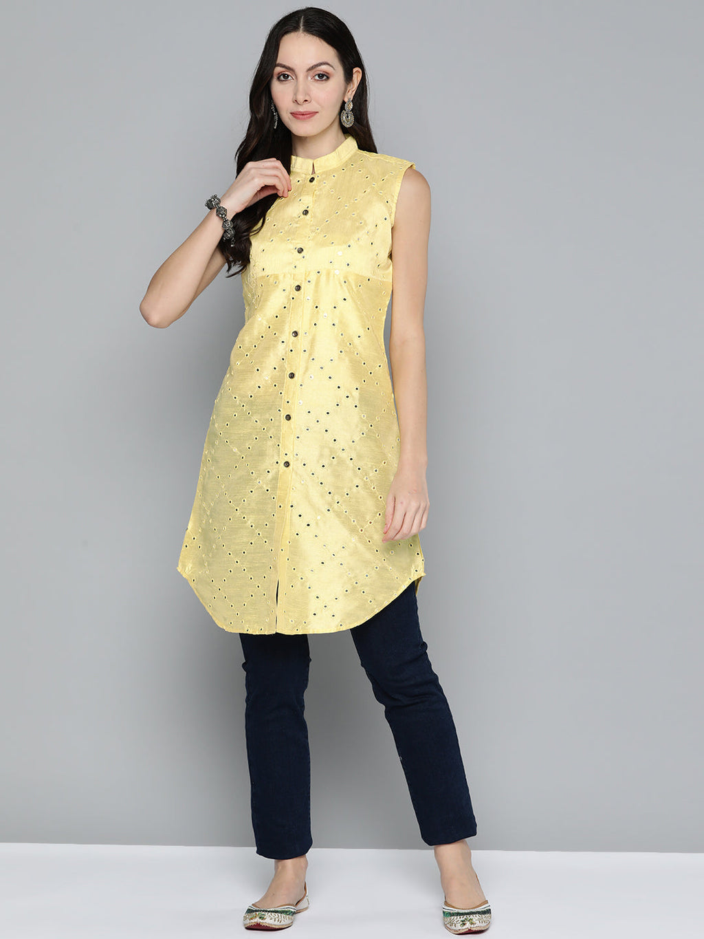 Jompers Women's Geometric Embroidered Mirror Work Kurta - Lemon