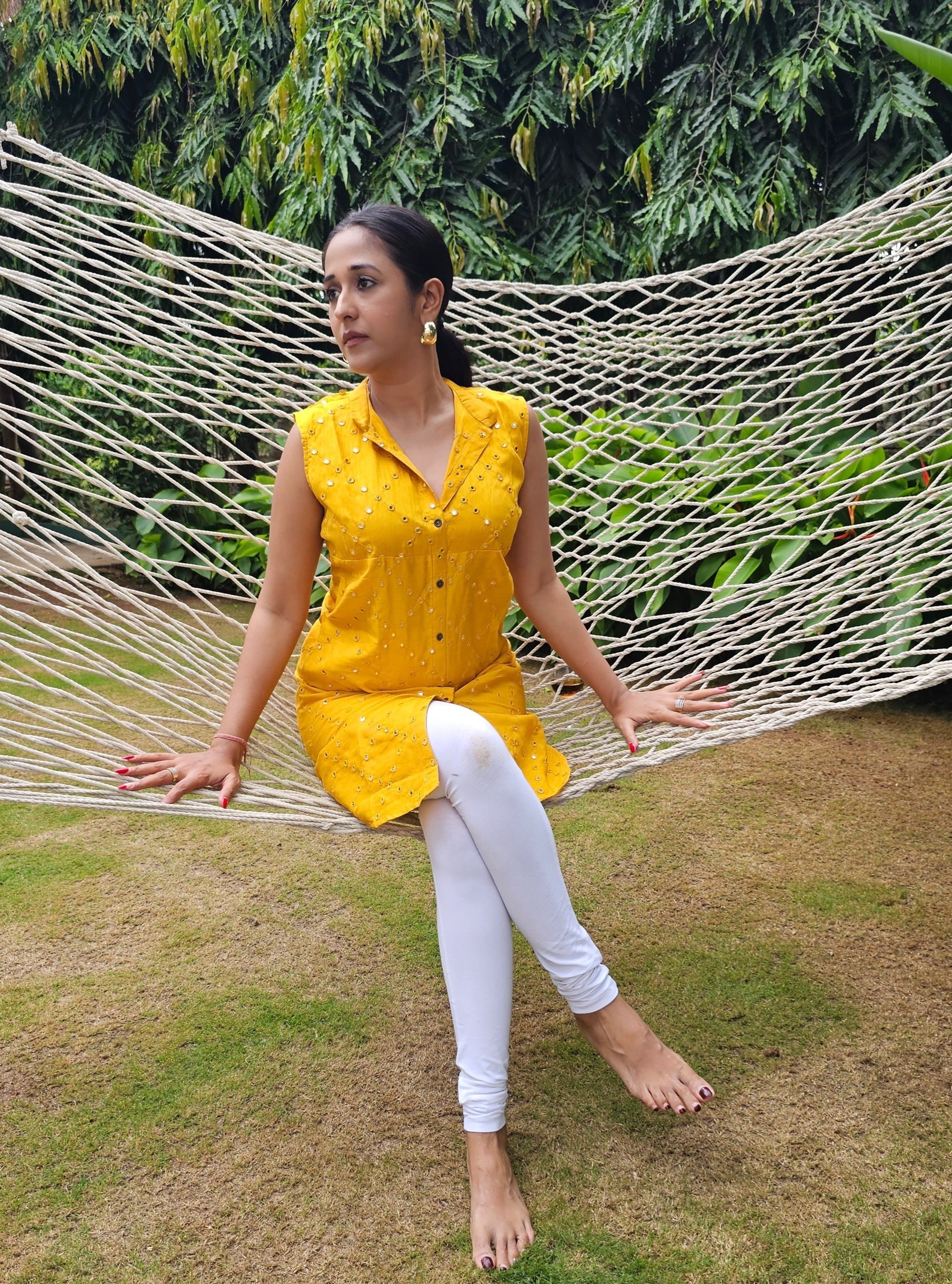 Jompers Women's Geometric Embroidered Mirror Work Kurta - Mustard