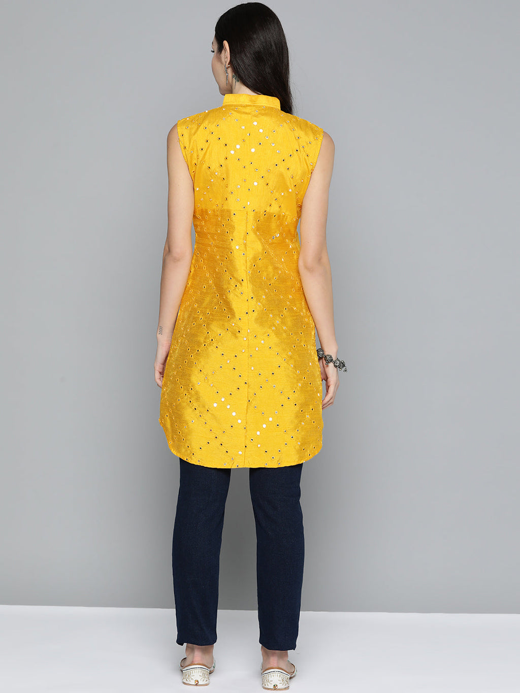 Jompers Women's Geometric Embroidered Mirror Work Kurta - Mustard