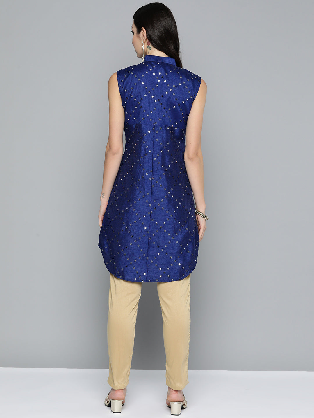 Jompers Women's Geometric Embroidered Mirror Work Kurta - Navy Blue