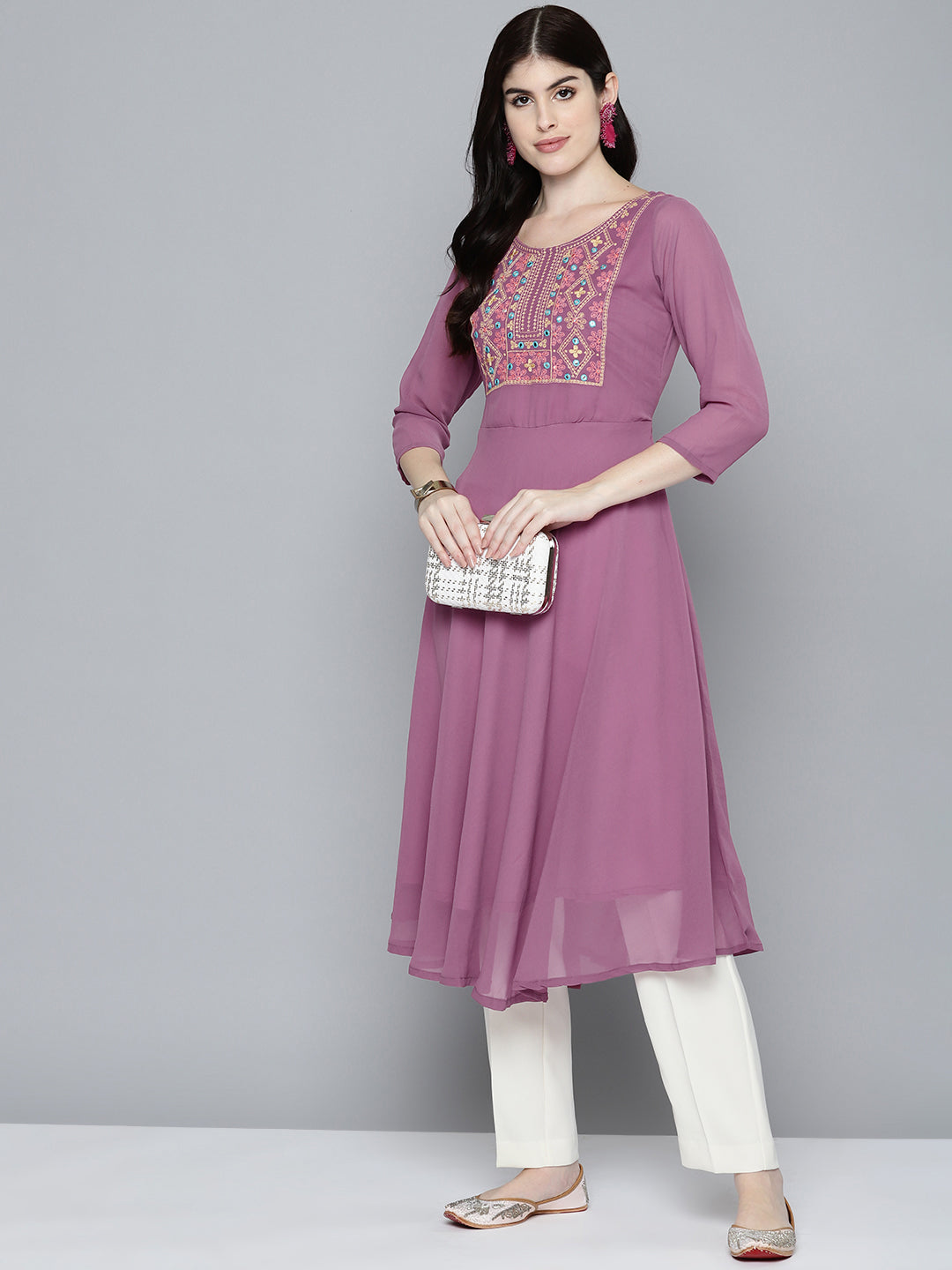 Jompers Women's Embroidered yok flared georgette kurta - Pink