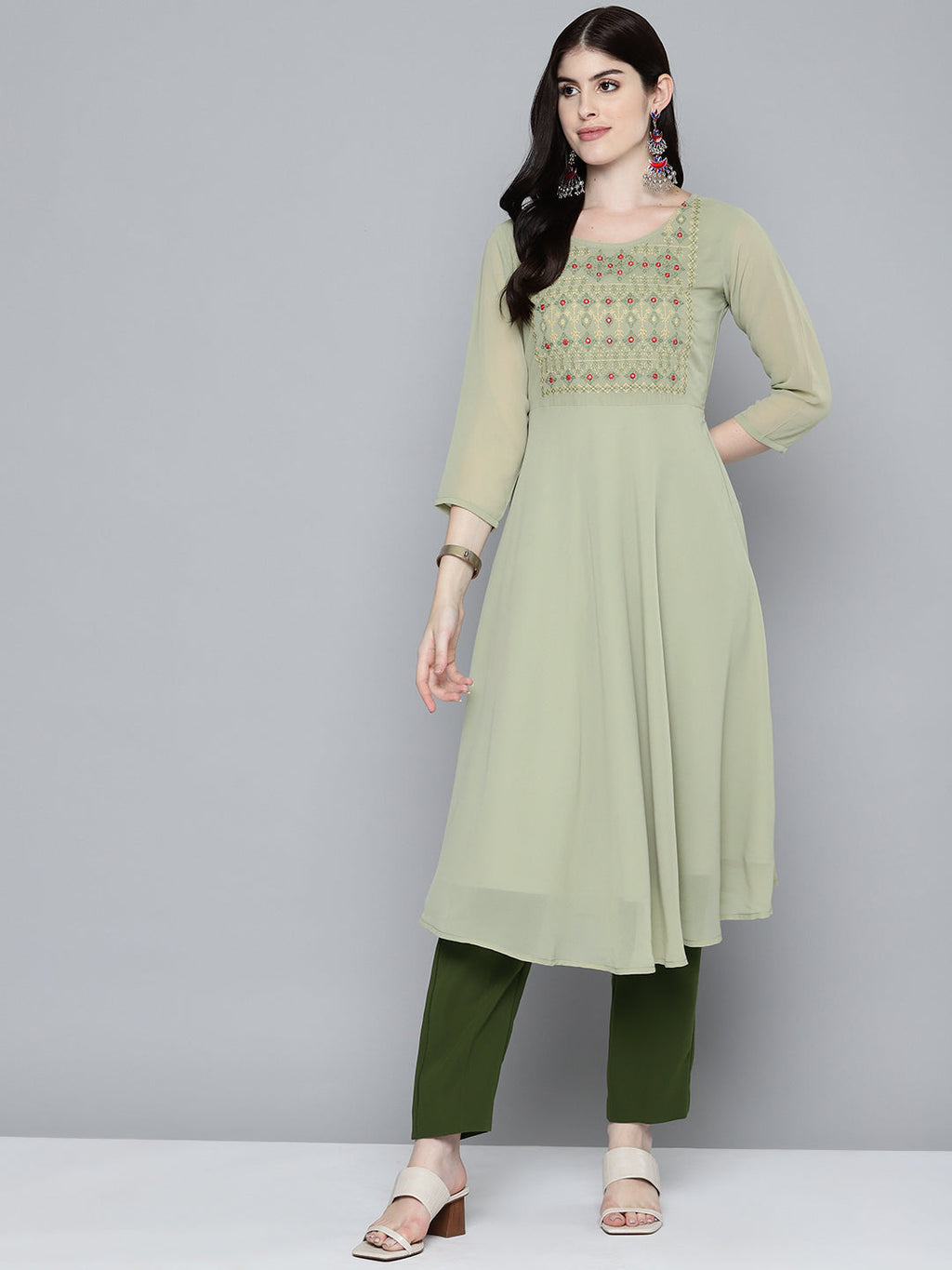 Jompers Women's Embroidered yok flared georgette kurta - Green