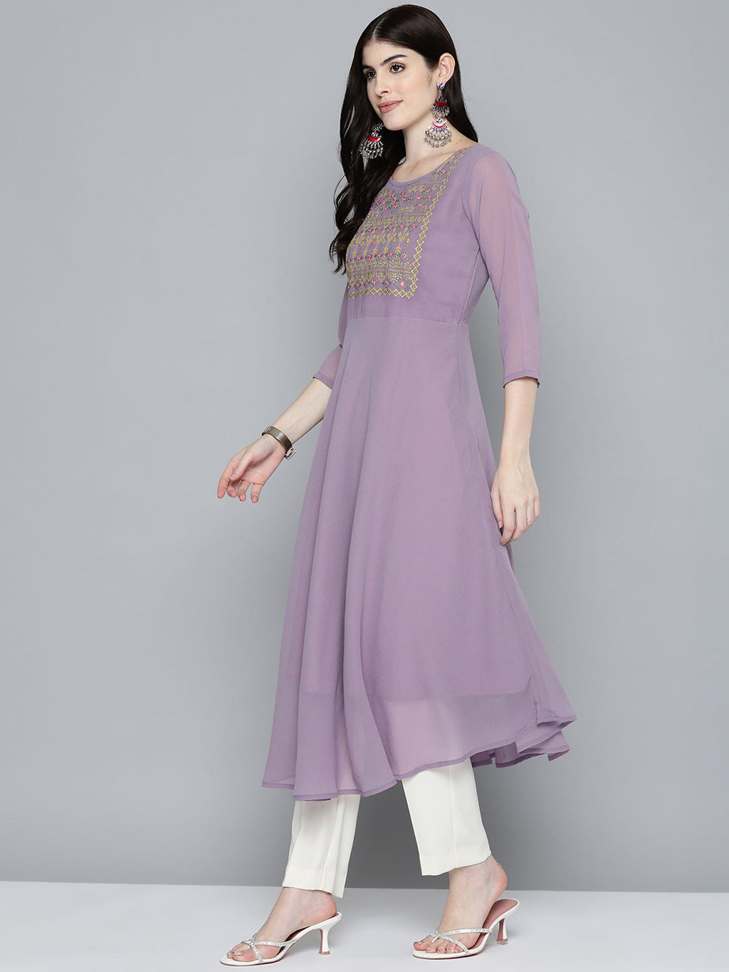 Jompers Women's Embroidered yok flared georgette kurta - Purple