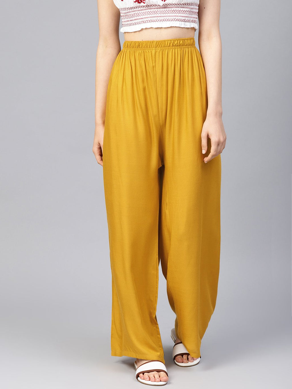 Jompers Women Mustard Solid Straight Palazzos