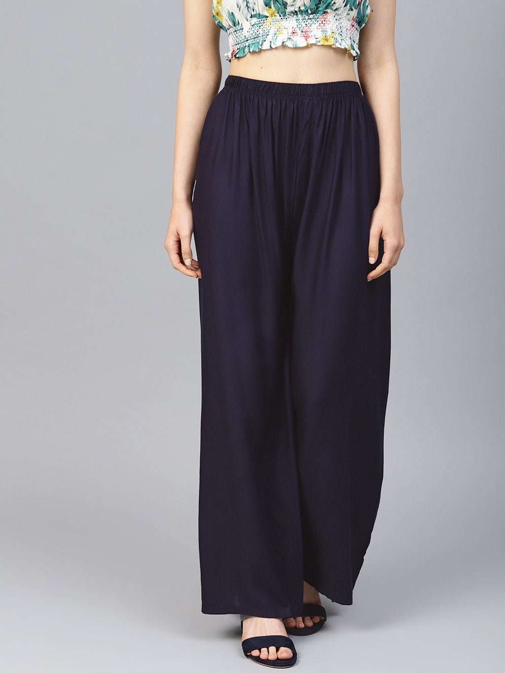 Jompers Women Navy-Blue Solid Straight Palazzos