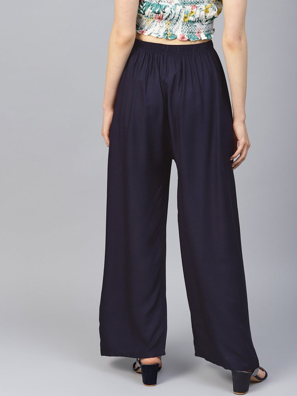 Jompers Women Navy-Blue Solid Straight Palazzos