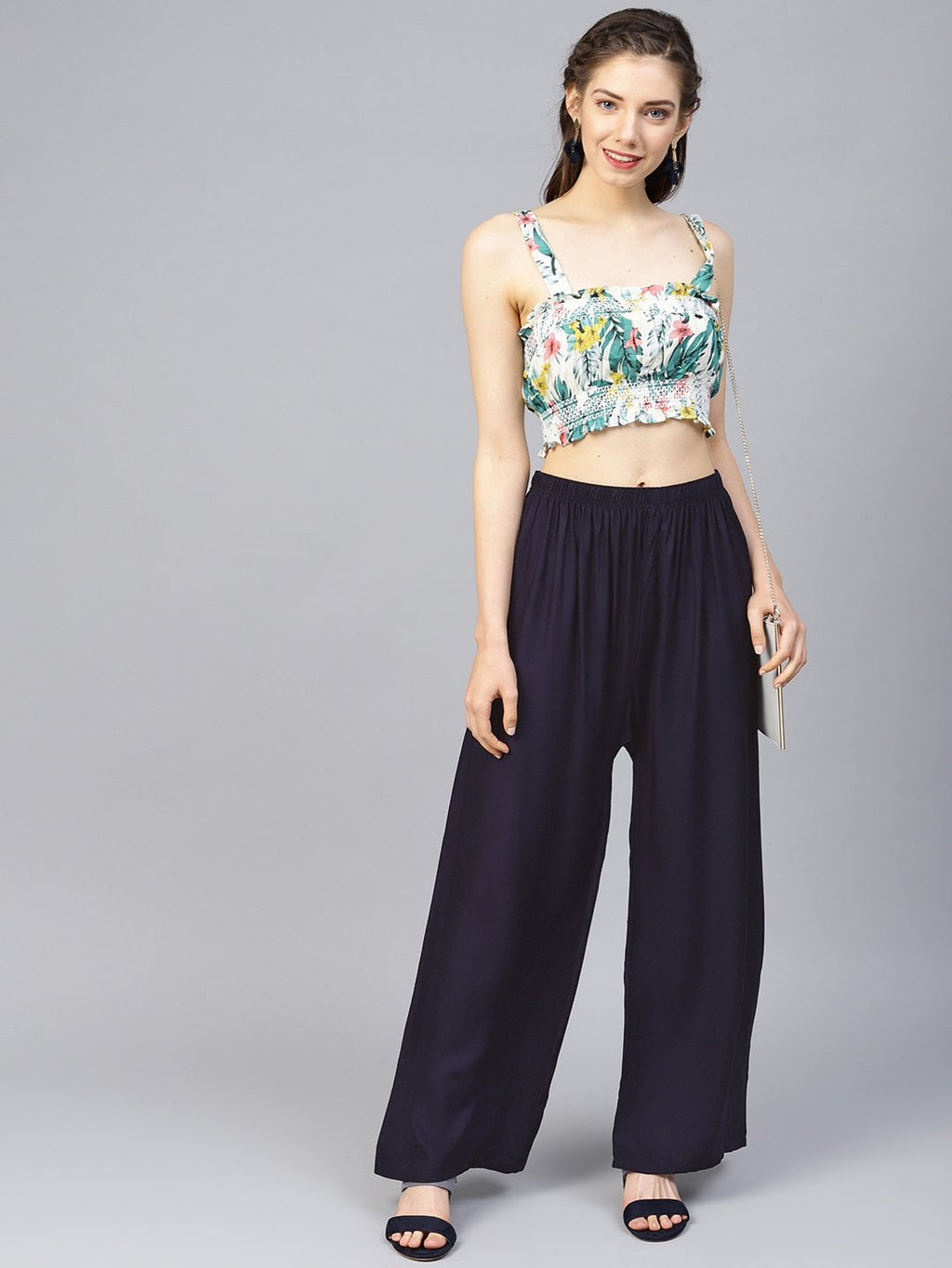 Jompers Women Navy-Blue Solid Straight Palazzos